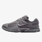 NIKE Patike NIKE V5 RNR SUEDE 