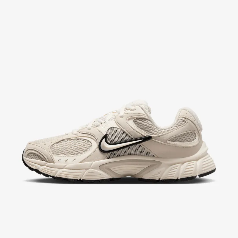NIKE Patike W NIKE V5 RNR 