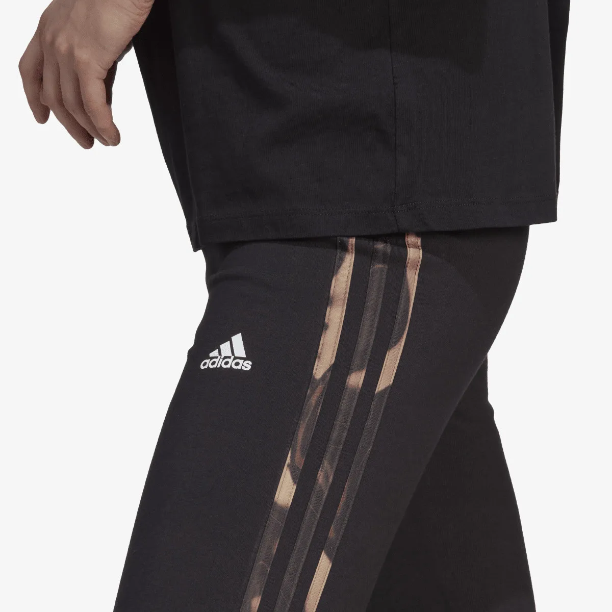 ADIDAS Helanke Vibrant