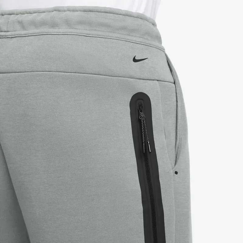 NIKE Šorc Tech 