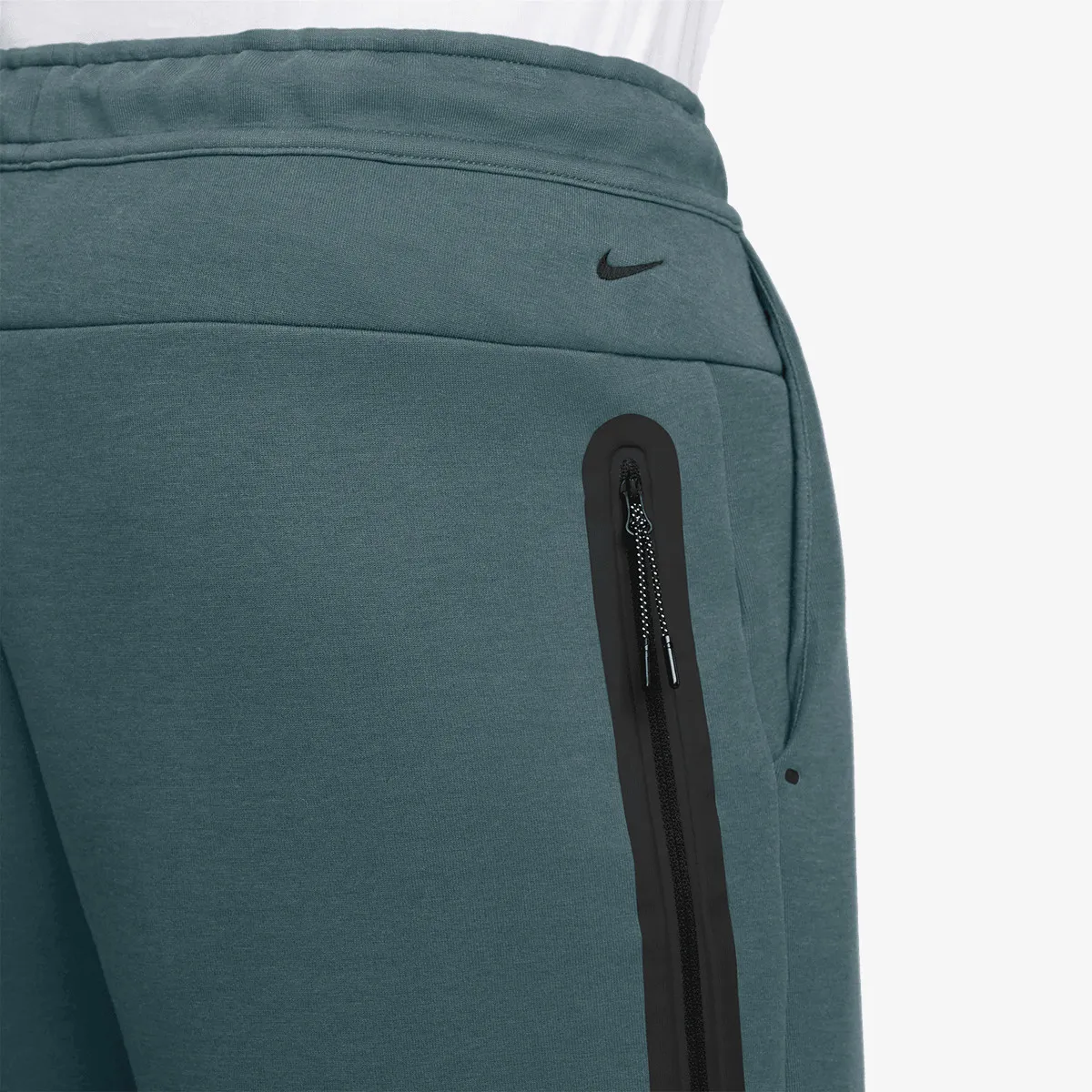 NIKE Šorc Tech 