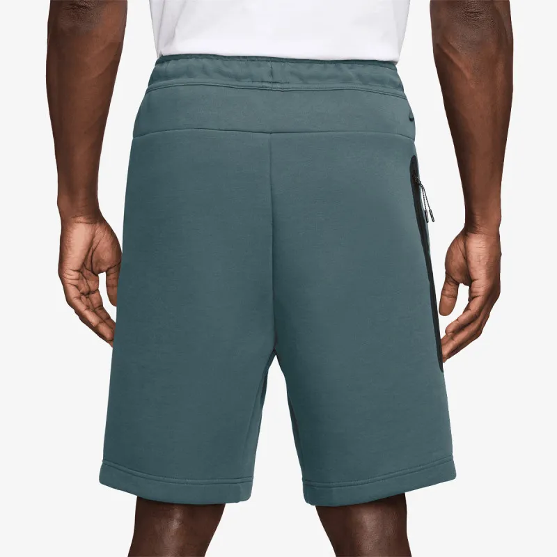 NIKE Šorc Tech 
