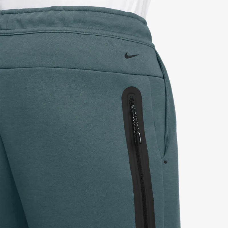 NIKE Šorc Tech 