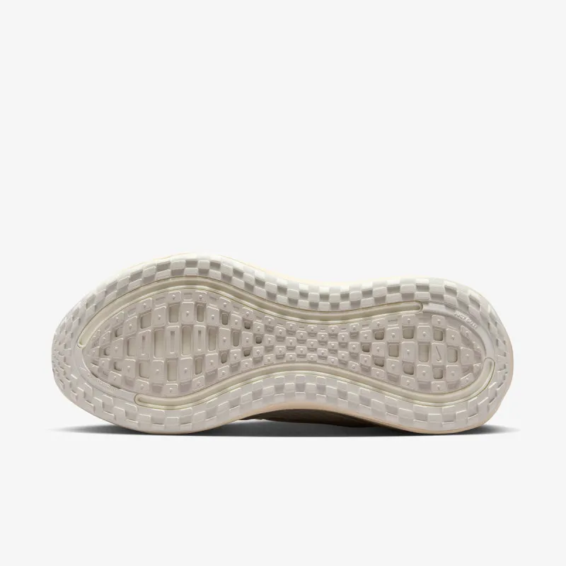NIKE Patike Vomero Plus 