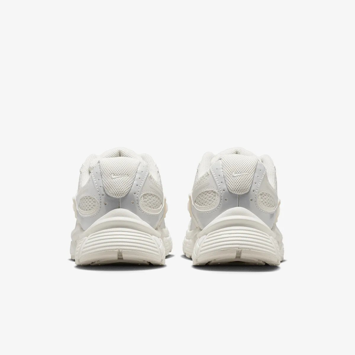NIKE Patike V5 RNR 