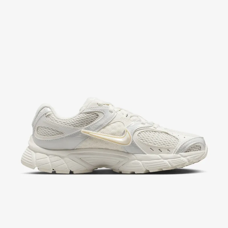 NIKE Patike V5 RNR 