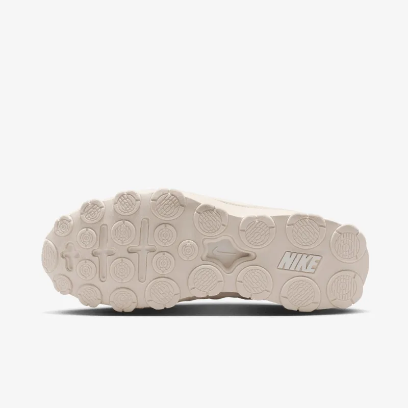 NIKE Patike Reax 8 