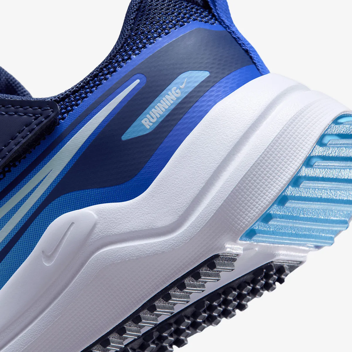 NIKE Patike NIKE COSMIC RUNNER GRD (PS) 