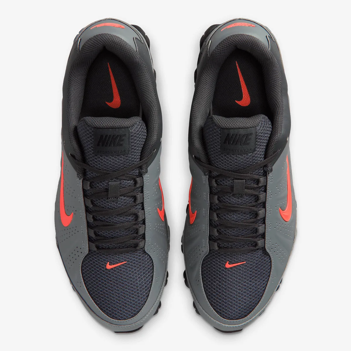 NIKE Patike Reax 8 