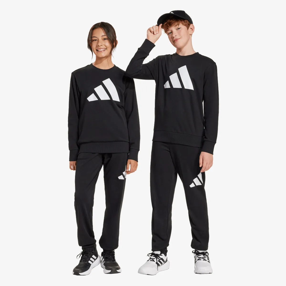 ADIDAS Trenerka Essentials