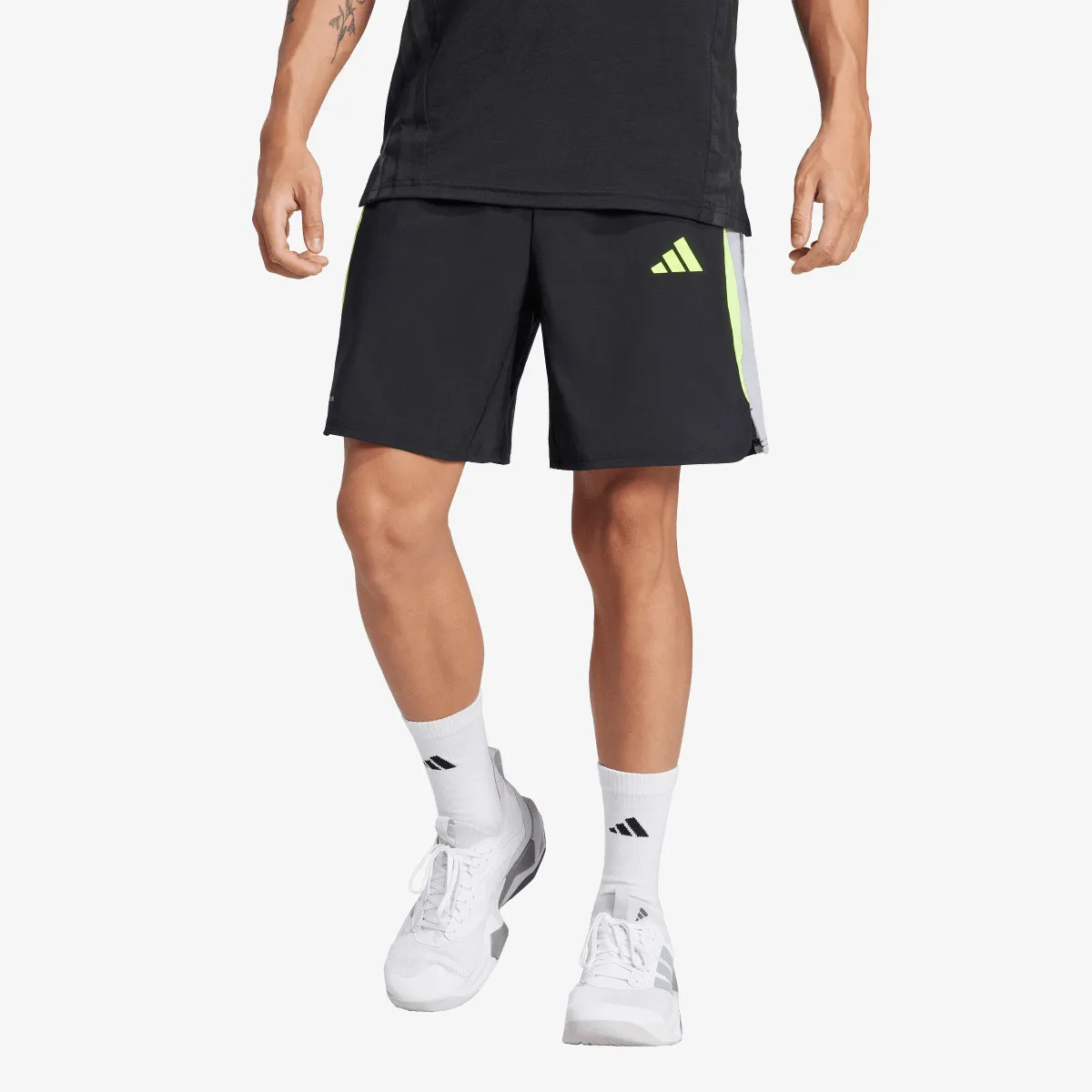ADIDAS Šorc TECH APP SHORT