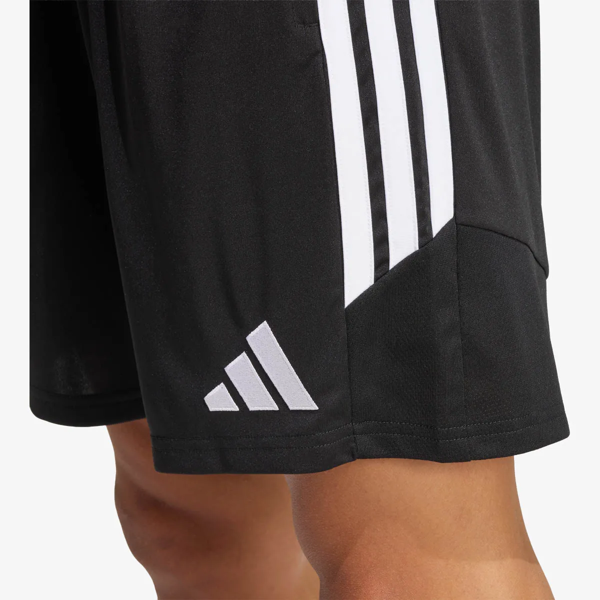 ADIDAS Šorc Tiro 26 