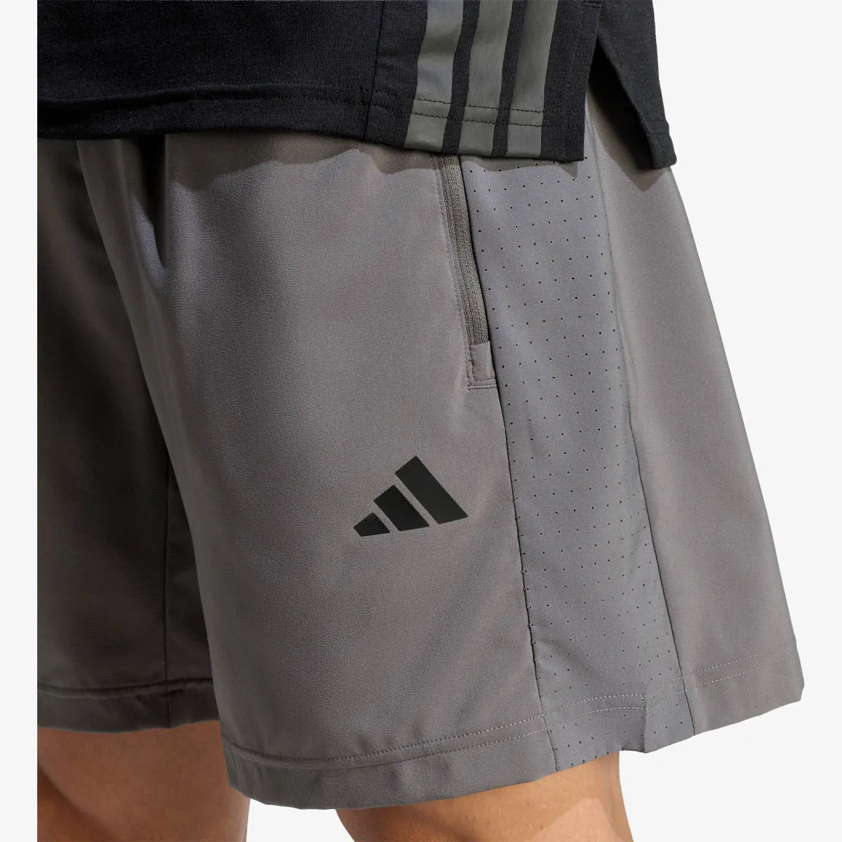 ADIDAS Šorc Workout Essentials Base 