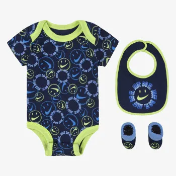 NIKE Set PLAY HAPPY 