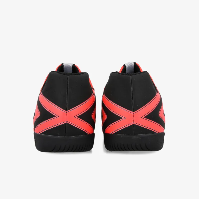 UMBRO Patike Sweeper 2