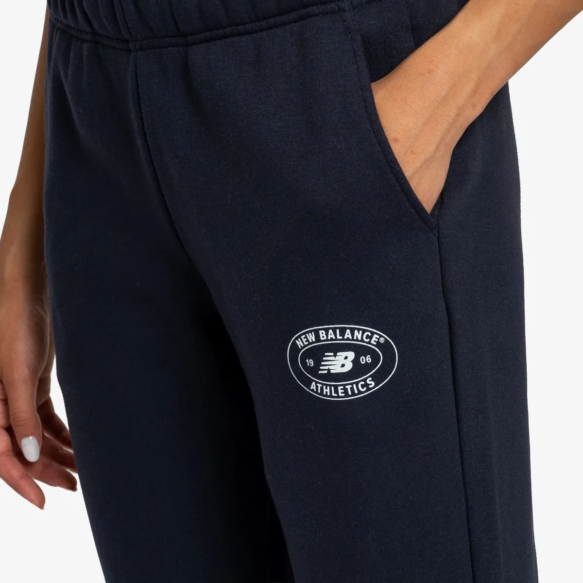 NEW BALANCE Donji deo trenerke Reimagined Fleece Pant 